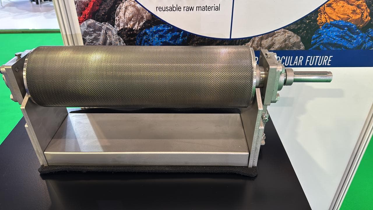 High-Performance Metallic Card Clothing
